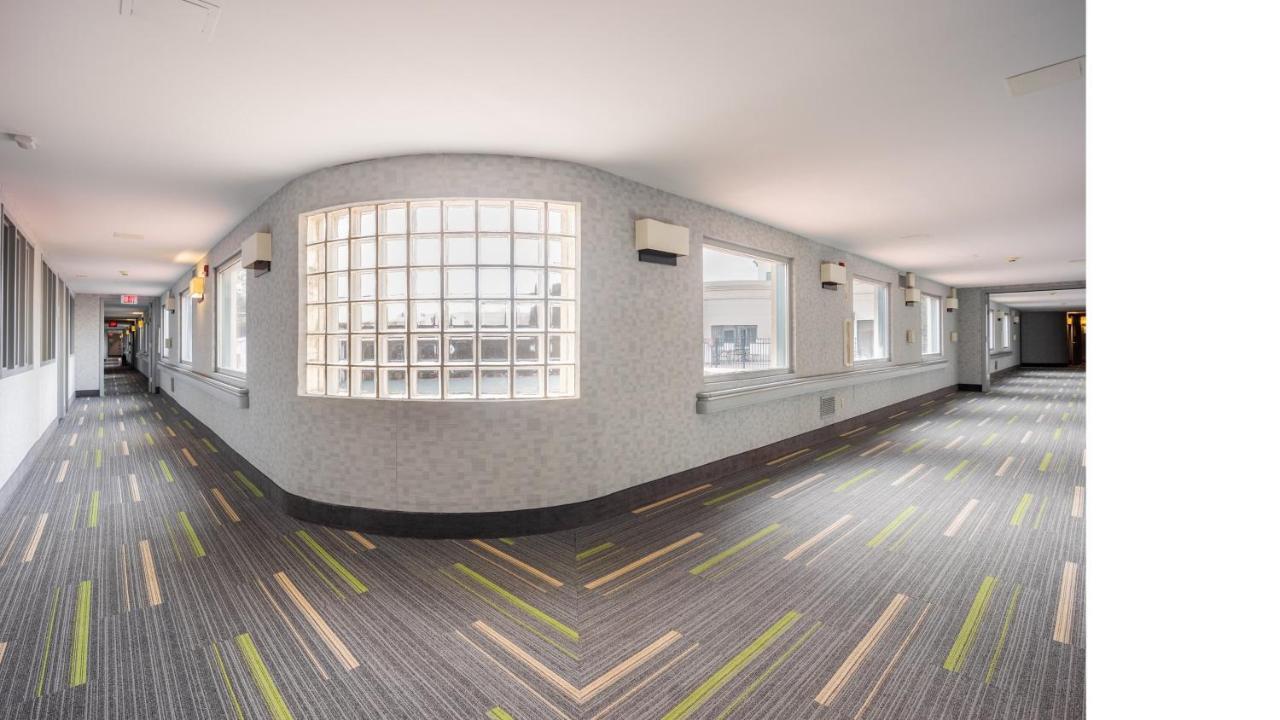 Holiday Inn Plainview-Long Island By Ihg Eksteriør billede